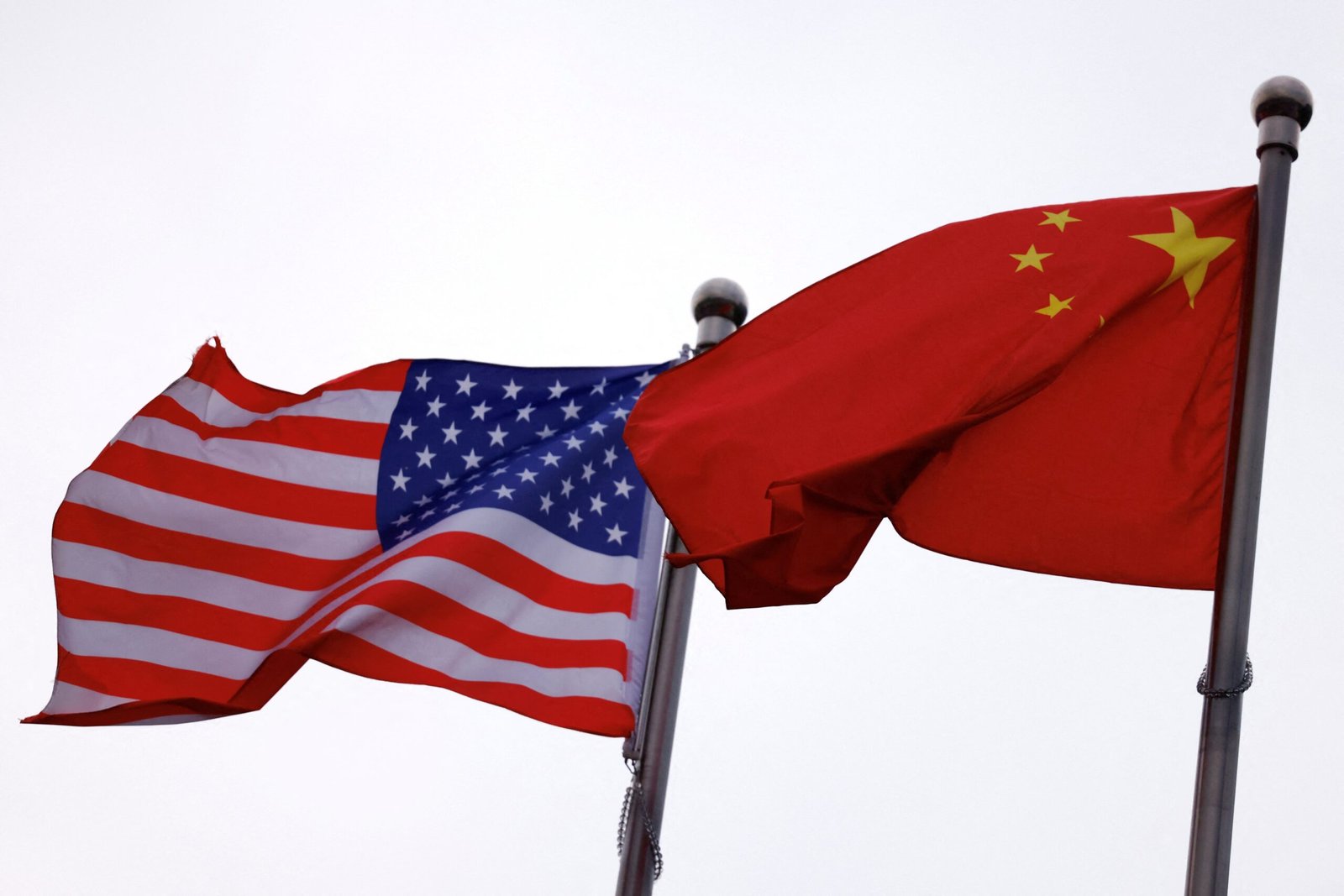 Após sinalização de Trump, China concorda em iniciar ‘o mais rápido possível’ novas negociações comerciais com EUA Após sinalização de Trump, China concorda em iniciar ‘o mais rápido possível’ novas negociações comerciais com EUA