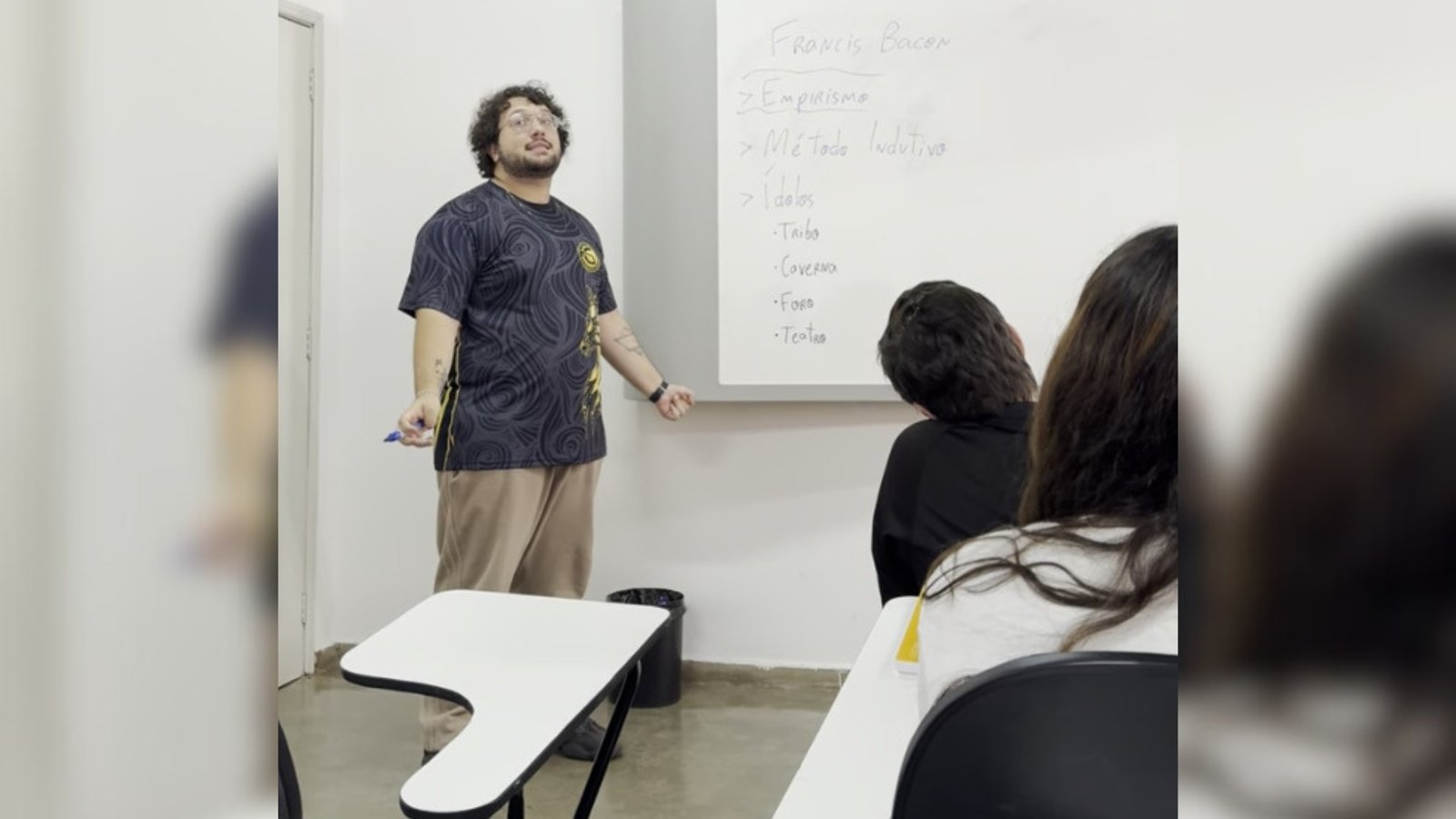 Professor que compartilha respostas inusitadas em provas valoriza a criatividade: ‘Se me divertir, dou 0,1 ou 0,2’ Professor que compartilha respostas inusitadas em provas valoriza a criatividade: ‘Se me divertir, dou 0,1 ou 0,2’