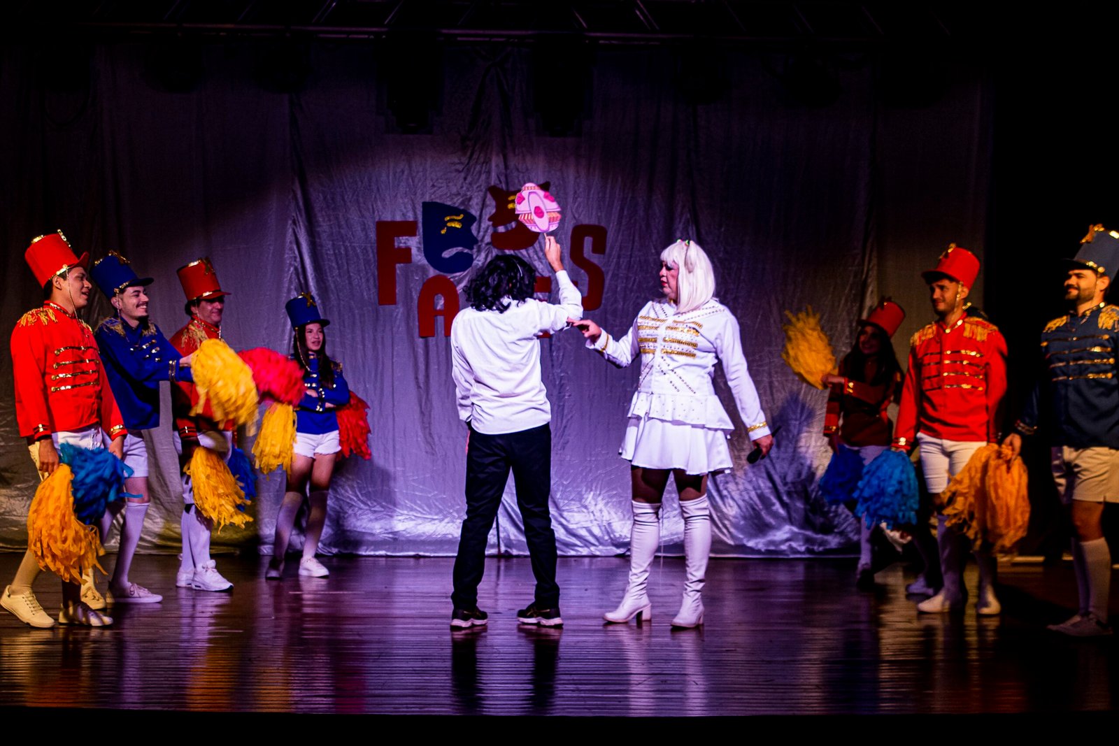 Quilombo Bom Jardim e Casa da Cultura recebem apresentações no segundo dia da 35ª Mostra de Teatro de Santarém Quilombo Bom Jardim e Casa da Cultura recebem apresentações no segundo dia da 35ª Mostra de Teatro de Santarém