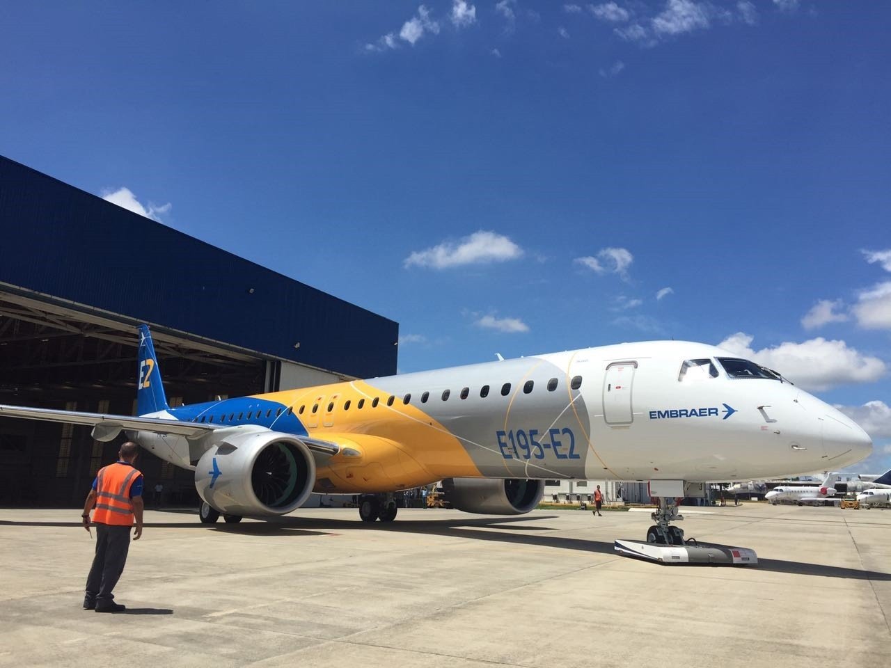 Carteira de pedidos da Embraer chega a US$ 31,3 bilhões, maior da história da empresa Carteira de pedidos da Embraer chega a US$ 31,3 bilhões, maior da história da empresa