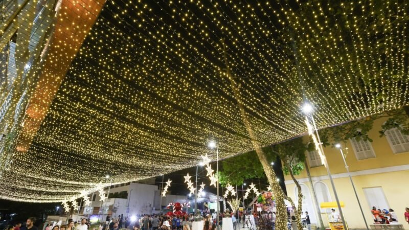 Manaus inicia programação natalina que terá neve artificial e pista de gelo, diz prefeitura