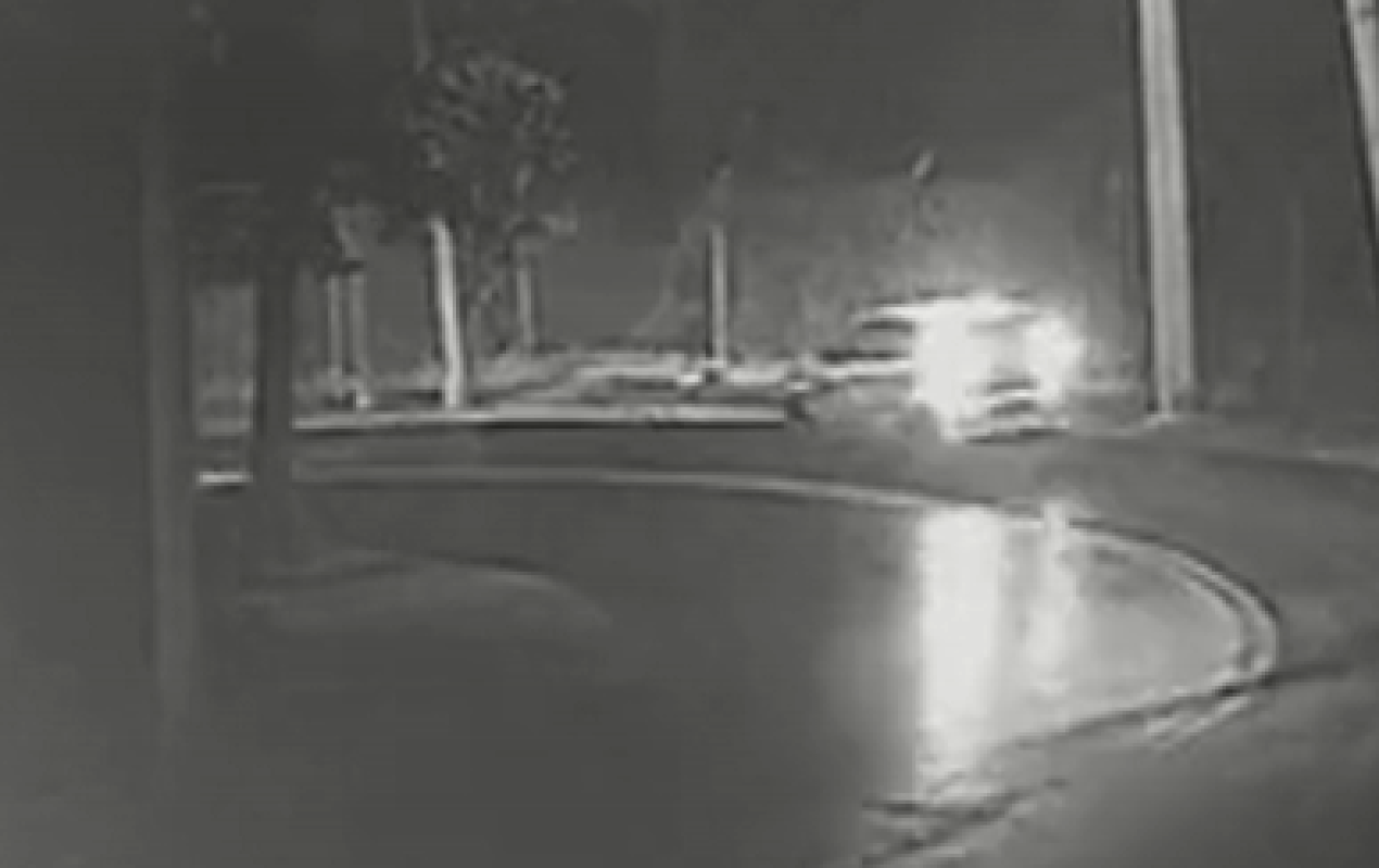 VÍDEO: motorista bêbado invade contramão e bate de frente com carro em Jundiaí