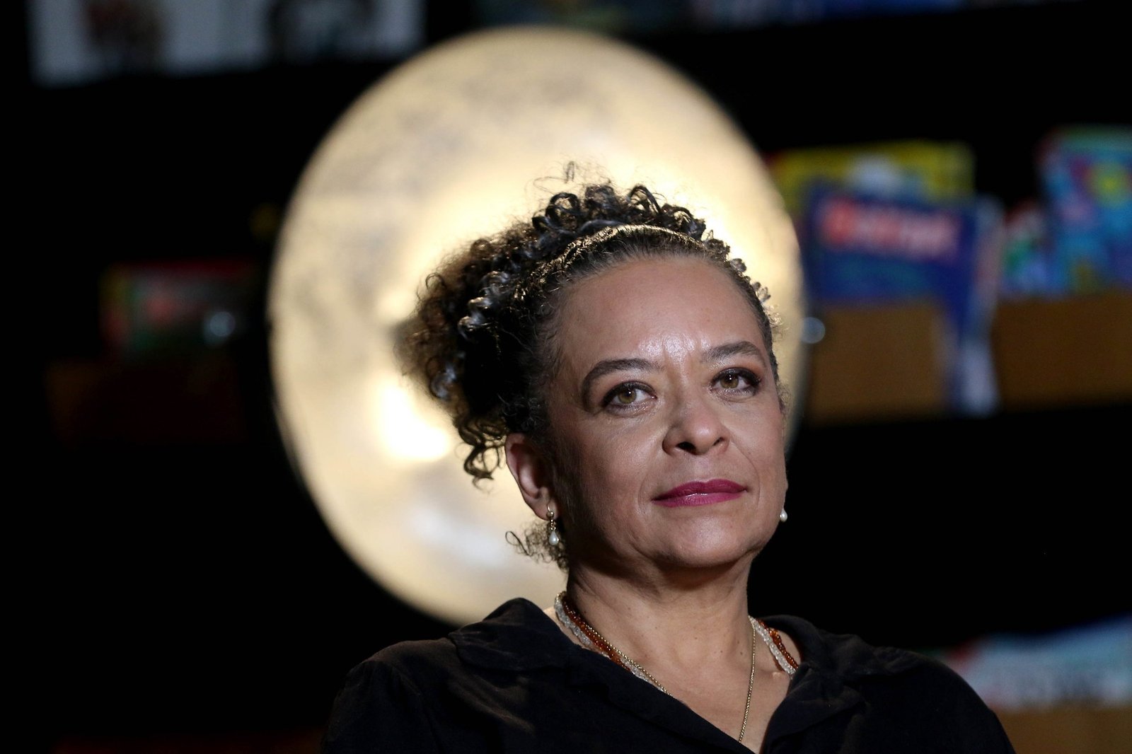 Ana Maria Gonçalves, a 1ª mulher negra na ABL – O Assunto #1590