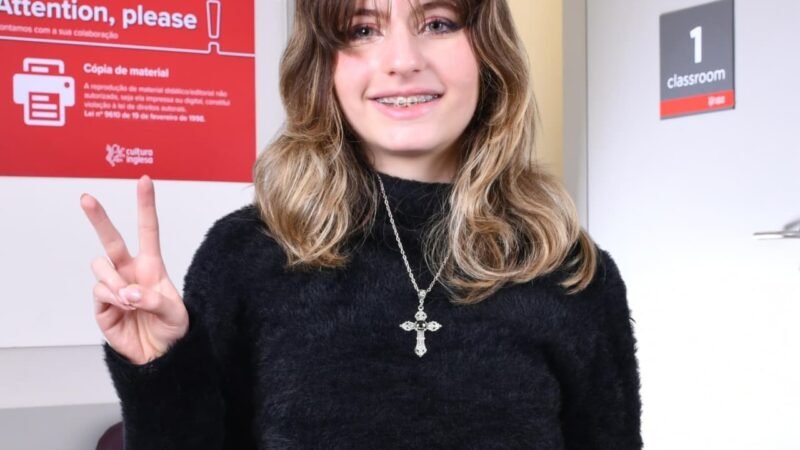 Jovem de Teresópolis vence o maior concurso de oratória em inglês do Brasil