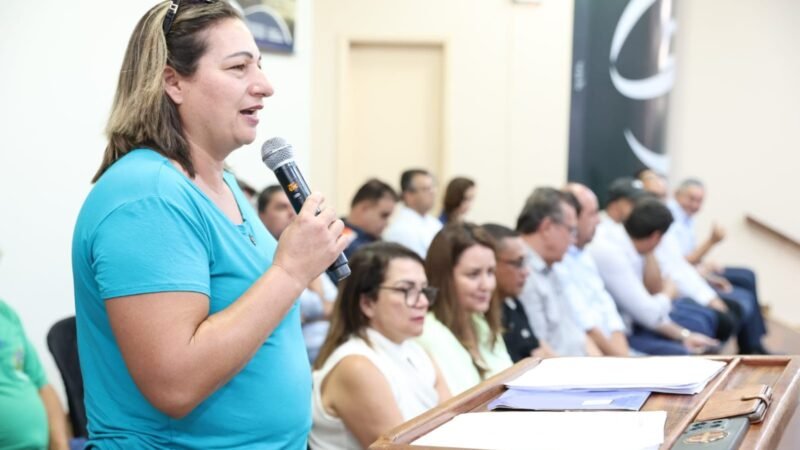 Prefeitura de Montes Claros entrega caixas d’água para associações rurais