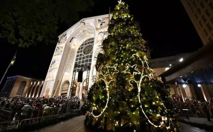 Santuário Nacional de Aparecida inaugura presépio e iluminação de Natal; veja fotos