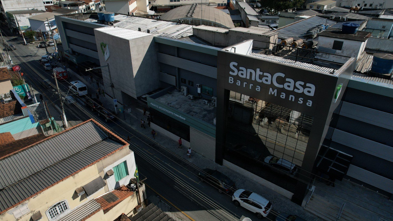 Homem é espancado por suspeitos após prestar serviço para policial em Barra Mansa