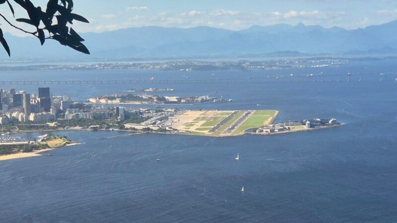 Maioria dos usuários do Santos Dumont aceitaria trocar pelo Galeão, diz Fecomércio-RJ