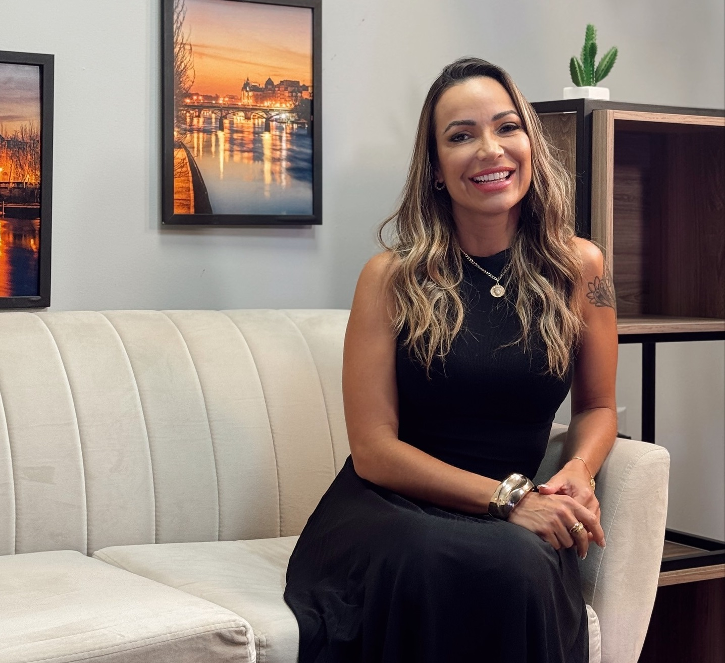 Motorista que causou acidente com Porsche que deixou empresária morta foi presa após ser achada em mangue de Balneário Camboriú