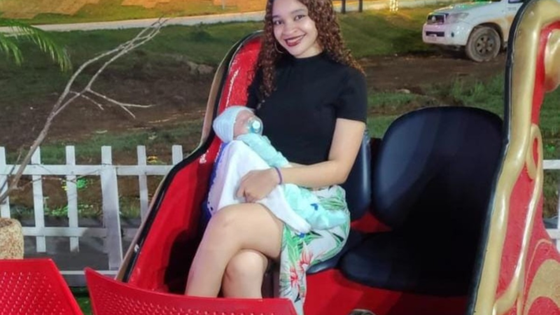 Jovem dá à luz sem saber que estava grávida após sentir fortes dores na coluna em RO