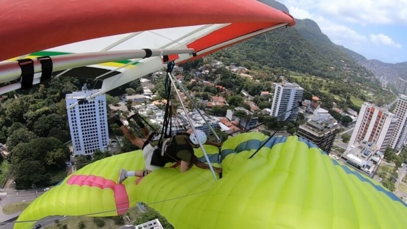 Instrutor de asa-delta envolvido na morte de Phil Haegler é indiciado por homicídio culposo