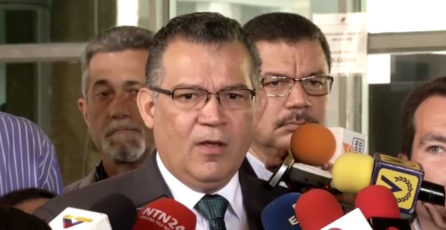 Venezuela liberta ex-candidato à presidência, Enrique Márquez