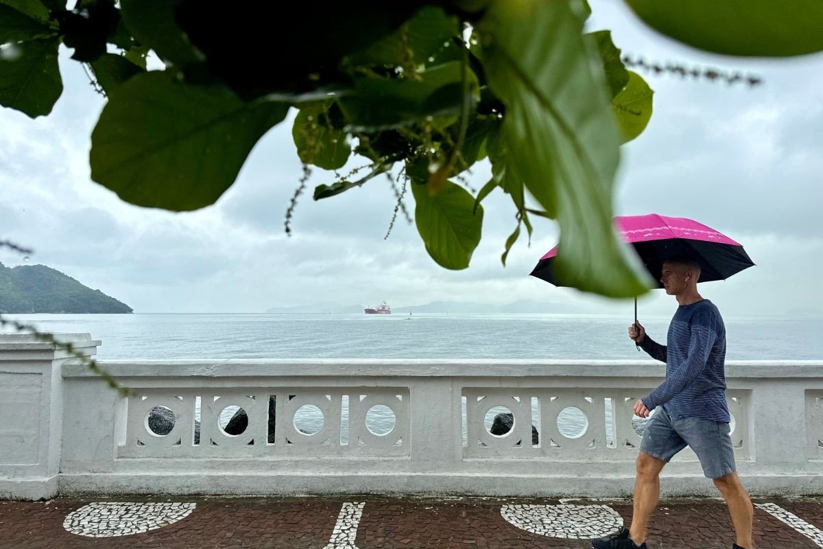 Com corredor de umidade, temporais se espalham pelo país nesta semana; veja previsão