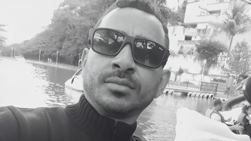 Homem que ficou com cabeça atolada entre barro e roda de carro morre um dia após resgate em MG