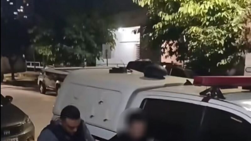 Homem é preso após agredir a própria companheira; mulher chegou a ser mordida pelo agressor