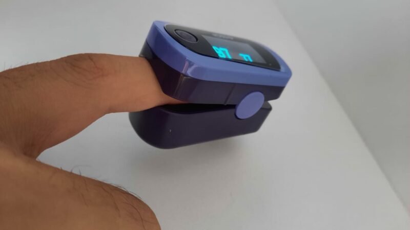 Oxímetros domésticos erram mais em pessoas de pele escura, aponta estudo