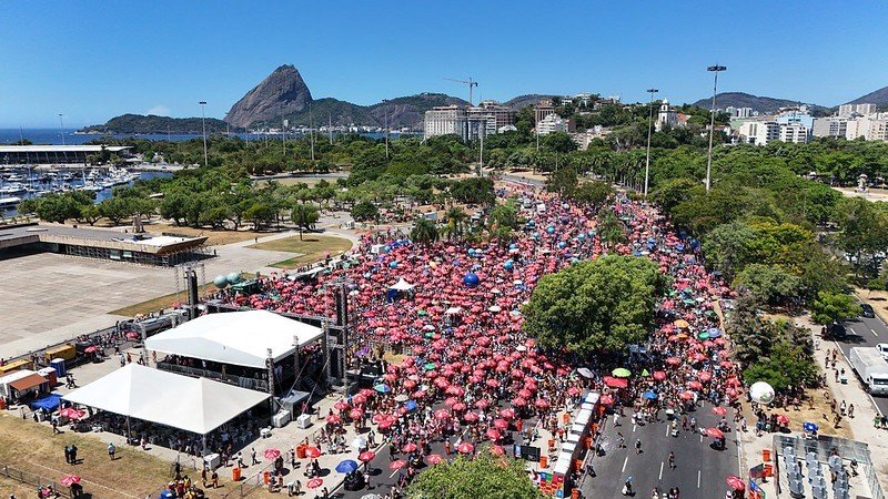 Carnaval 2026: Com 135 desfiles no Centro e 100 na Zona Sul, Rio vê número de blocos inscritos aumentar 17% em um ano