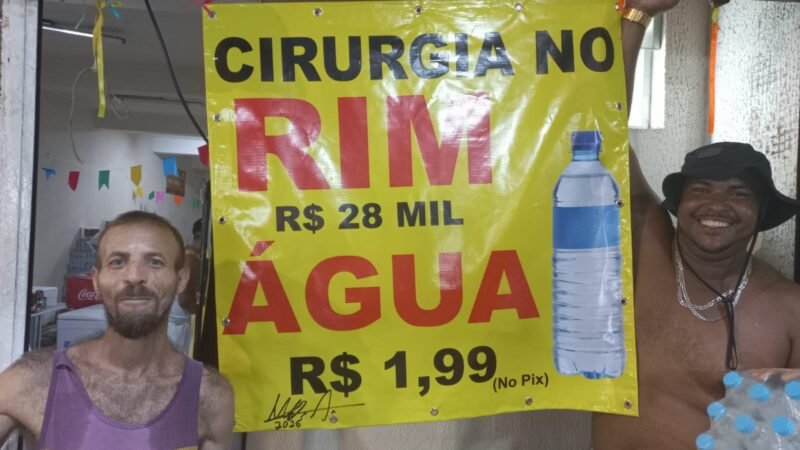 Do banheiro ‘mais cheiroso do carnaval’ a placas bem-humoradas: veja estratégias para fazer foliões gastarem no carnaval do Recife; VÍDEO