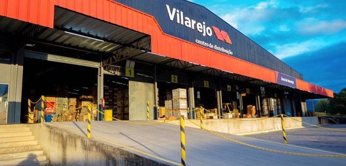 Estoque pronto e entrega rápida transformam o ritmo da obra