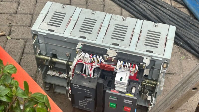 Moradores e comerciantes da rua Augusta e de imóveis no Centro de SP completam 48 horas sem luz