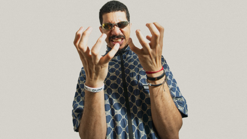 DJ Mu540 leva funk à Índia e descobre conexão com a música de lá: ‘Nós é tudo a mesma fita’