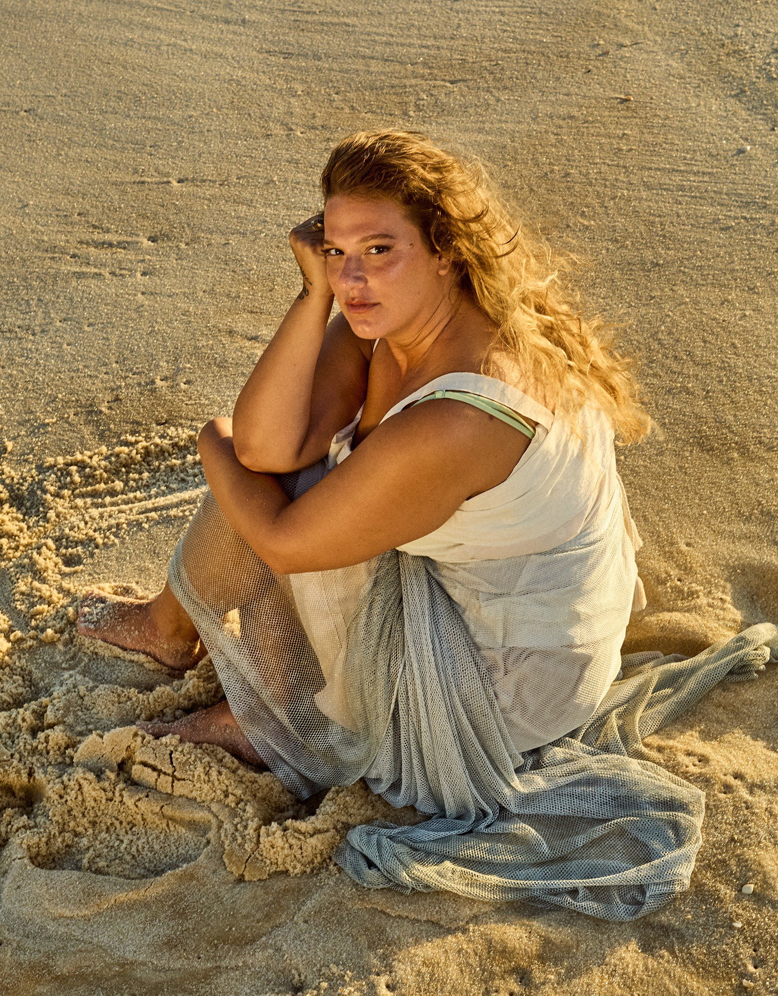 Alice Caymmi rebobina o cancioneiro do avô, Dorival Caymmi, com um ‘olhar atual’ em álbum programado para abril