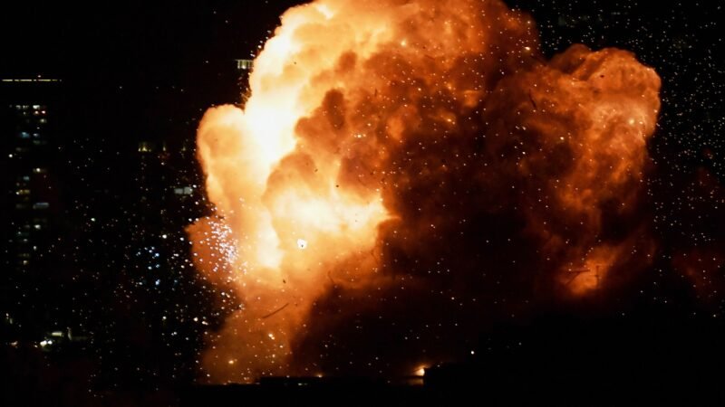 Irã lança mais mísseis em direção a Israel; ACOMPANHE