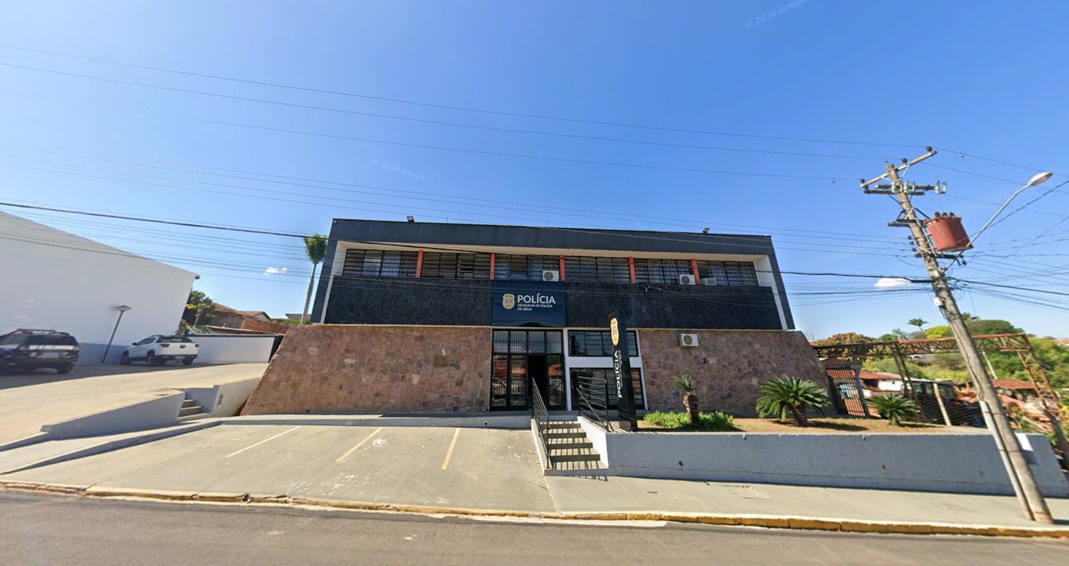 Adolescente de 15 anos usa técnicas de artes marciais para conter homem que ameaçava família e ele morre no interior de SP