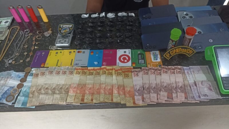 Quatro pessoas são presas com 53 pacotes de drogas em Caroebe