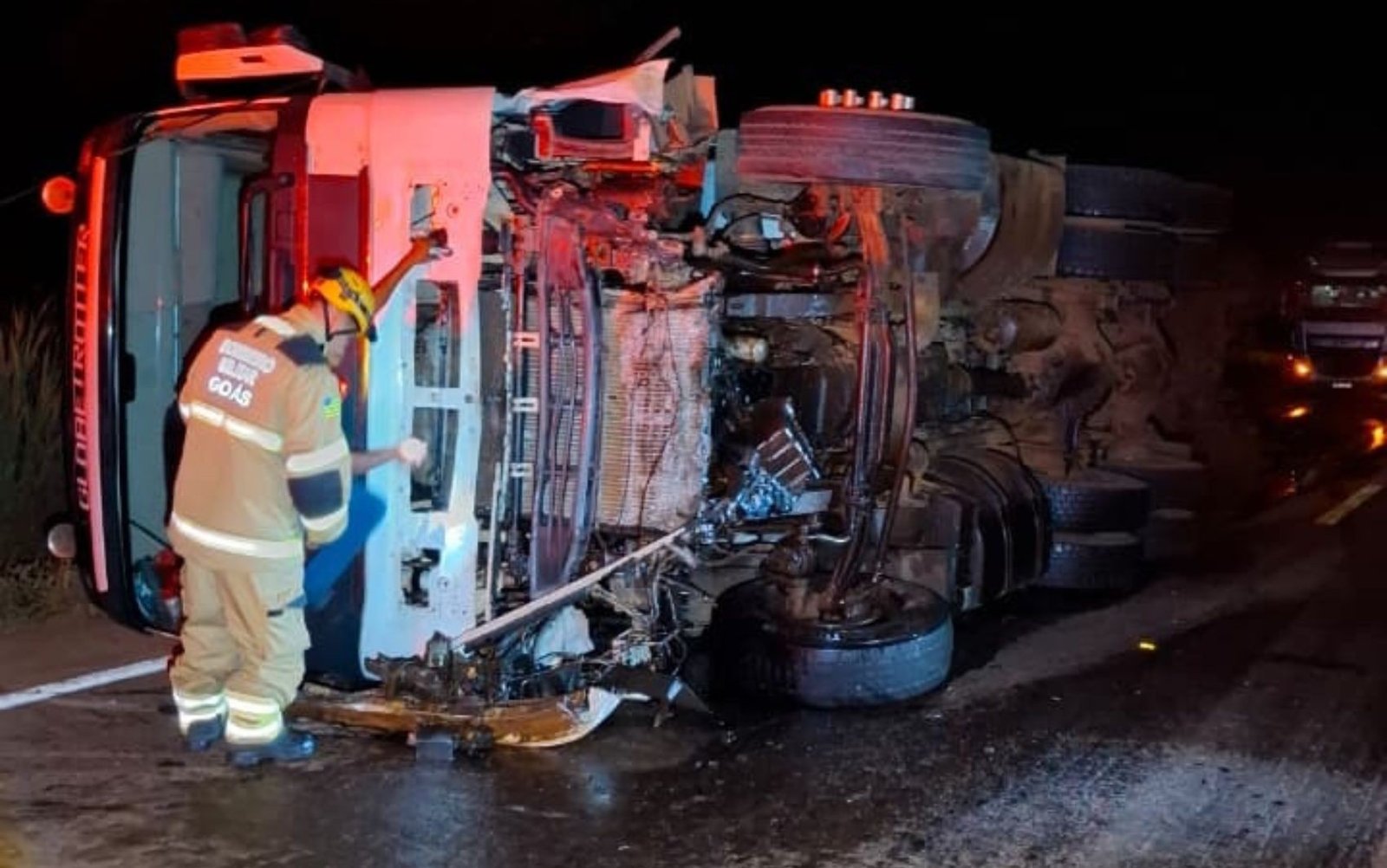 Mãe e filho morrem em acidente, em São Miguel do Araguaia