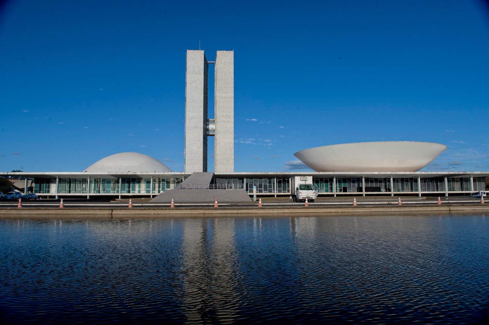 Congresso Nacional analisa veto de Lula ao PL da Dosimetria; saiba o que está em jogo
