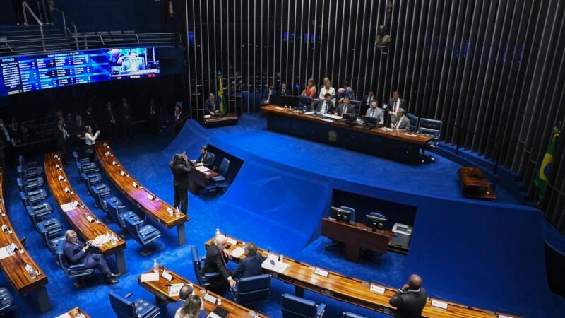 Senado analisa nesta quarta-feira indicação de Jorge Messias para vaga no STF; veja perfil