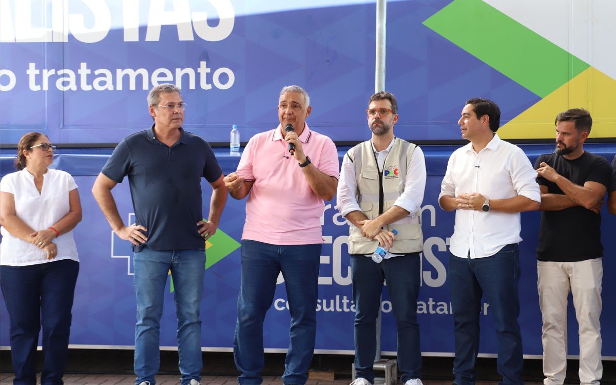 Solenidade marca o lançamento da Carreta Agora Tem Especialista