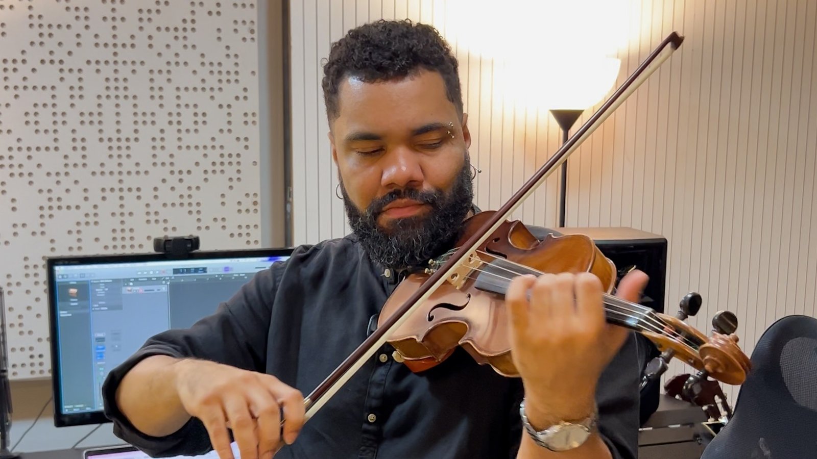 Compositor de Ribeirão Preto ganha destaque internacional com trilhas sonoras nos maiores streamings do mundo; conheça