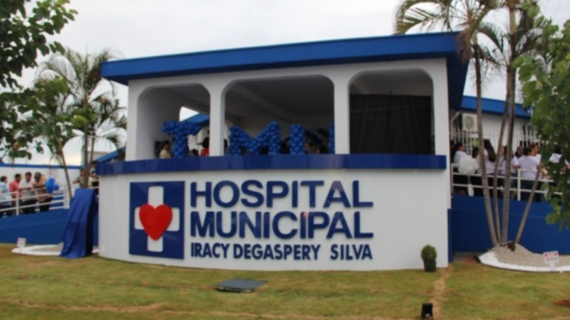 Mãe é presa suspeita de agredir filha de 10 anos com cabo de rodo em MT