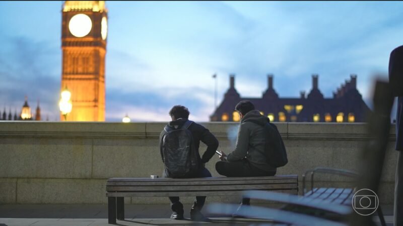 Uma geração sem cigarro é possível? – O Assunto #1707