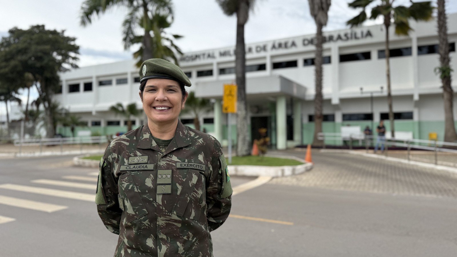 Cláudia Cacho, primeira general do Exército, passa a chefiar hospital no DF nesta segunda; conheça trajetória incomum da militar