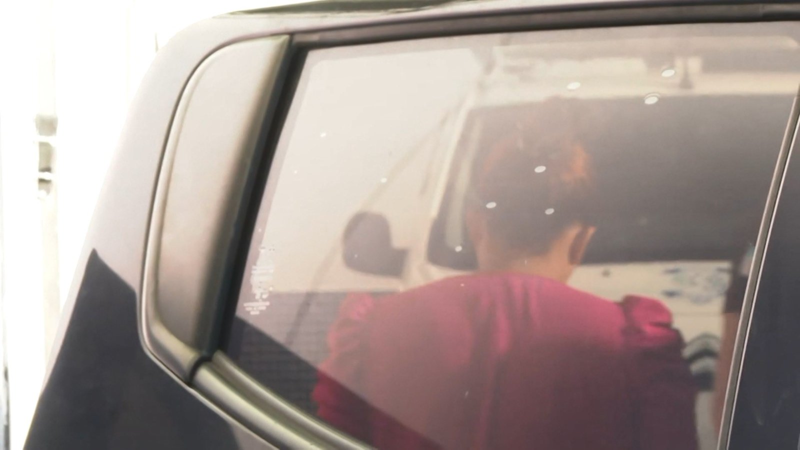 Diarista é presa por furto de joias e dinheiro em apartamento após família fazer armadilha em bairro nobre de Vitória