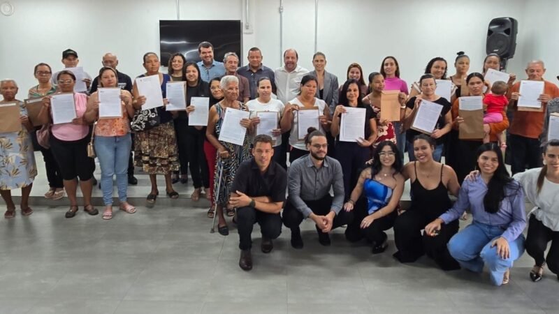 Prefeitura de Montes Claros regulariza imóveis de 50 famílias