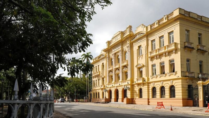 Secretários de Pernambuco pedem exoneração para disputar eleições; saiba quem sai e quem entra