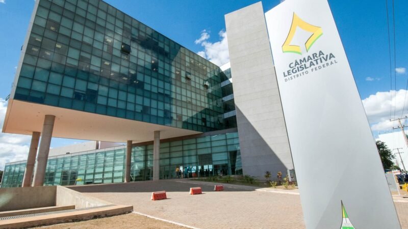 Após suspeita de espionagem na Câmara Legislativa do DF, servidores pedem exoneração
