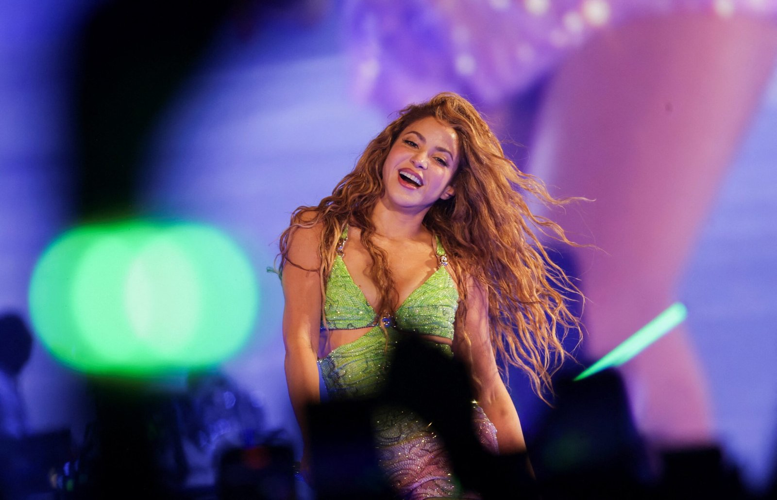 Shakira reúne 2 milhões em Copacabana, diz prefeitura