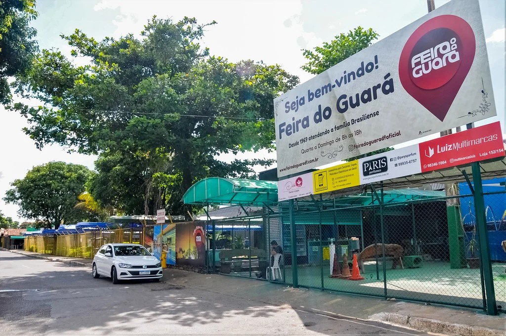 Homem é preso suspeito de agredir ex-companheira com socos e chutes em rua do DF