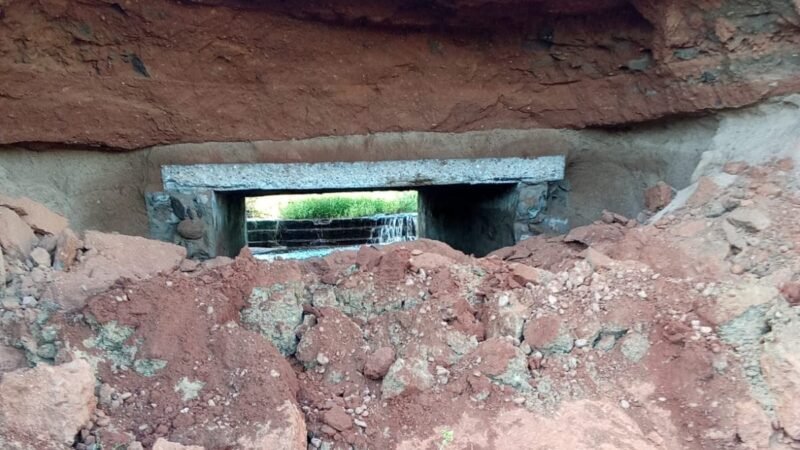 Buraco sob RN-233 preocupa moradores, mas DER descarta risco de desabamento
