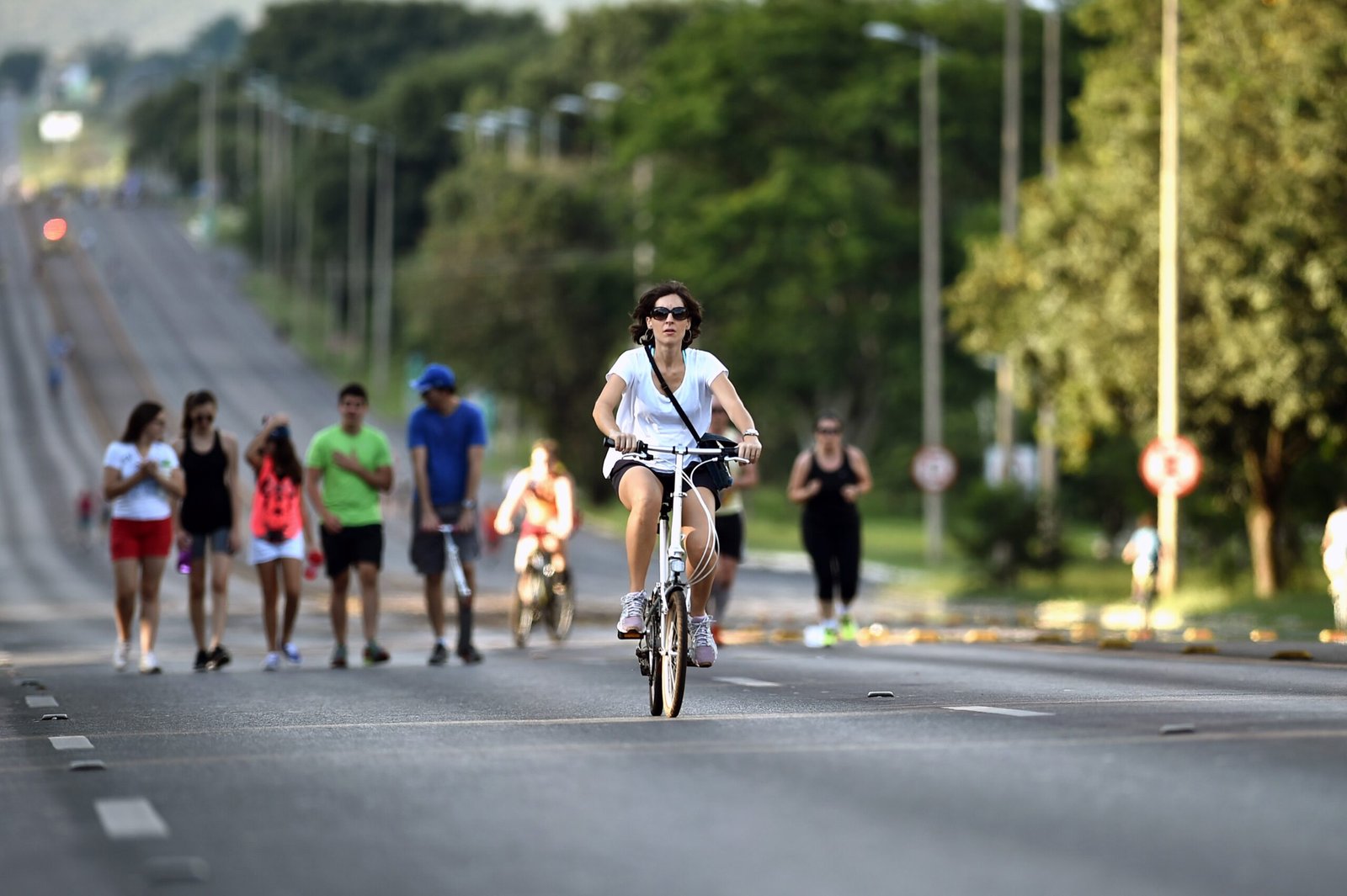 Dia do Trabalhador: veja o que abre e o que fecha no feriado em Brasília