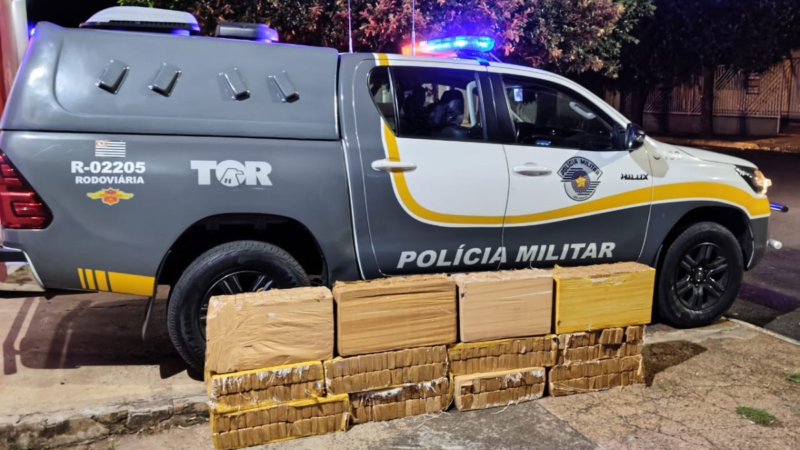 Casal é preso com 300 kg de maconha durante ‘viagem de presente’ prometida pelo namorado no interior de SP