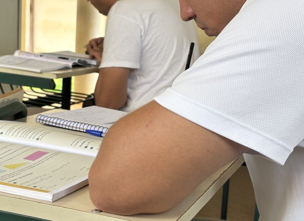 Encceja 2026: inscrições em exame que certifica conclusão de ensinos fundamental e médio começam nesta segunda