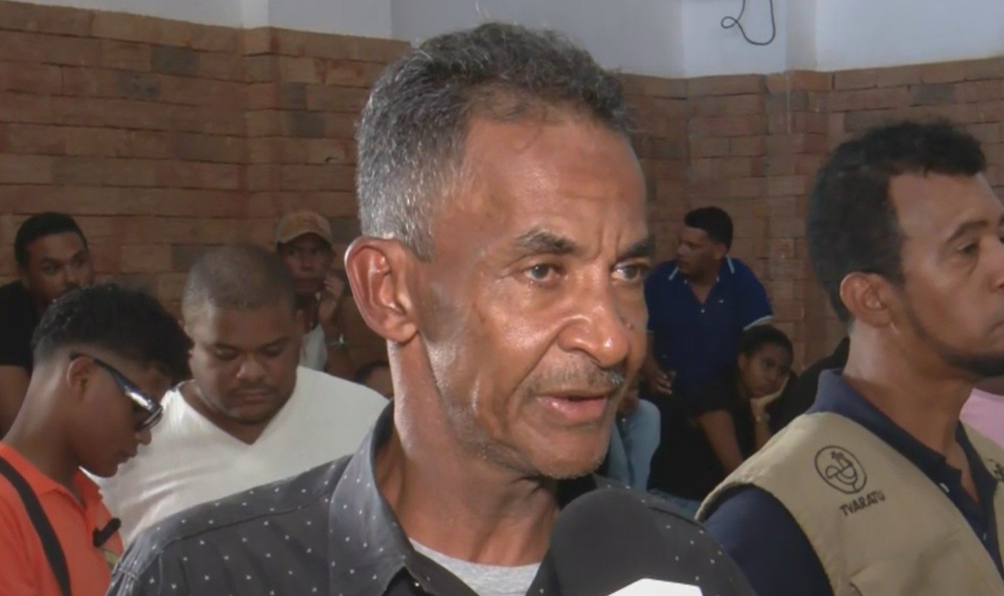 ‘Foi um presente de Deus’, diz pai de Zau O Pássaro, cantor morto em batida entre carro e caminhão