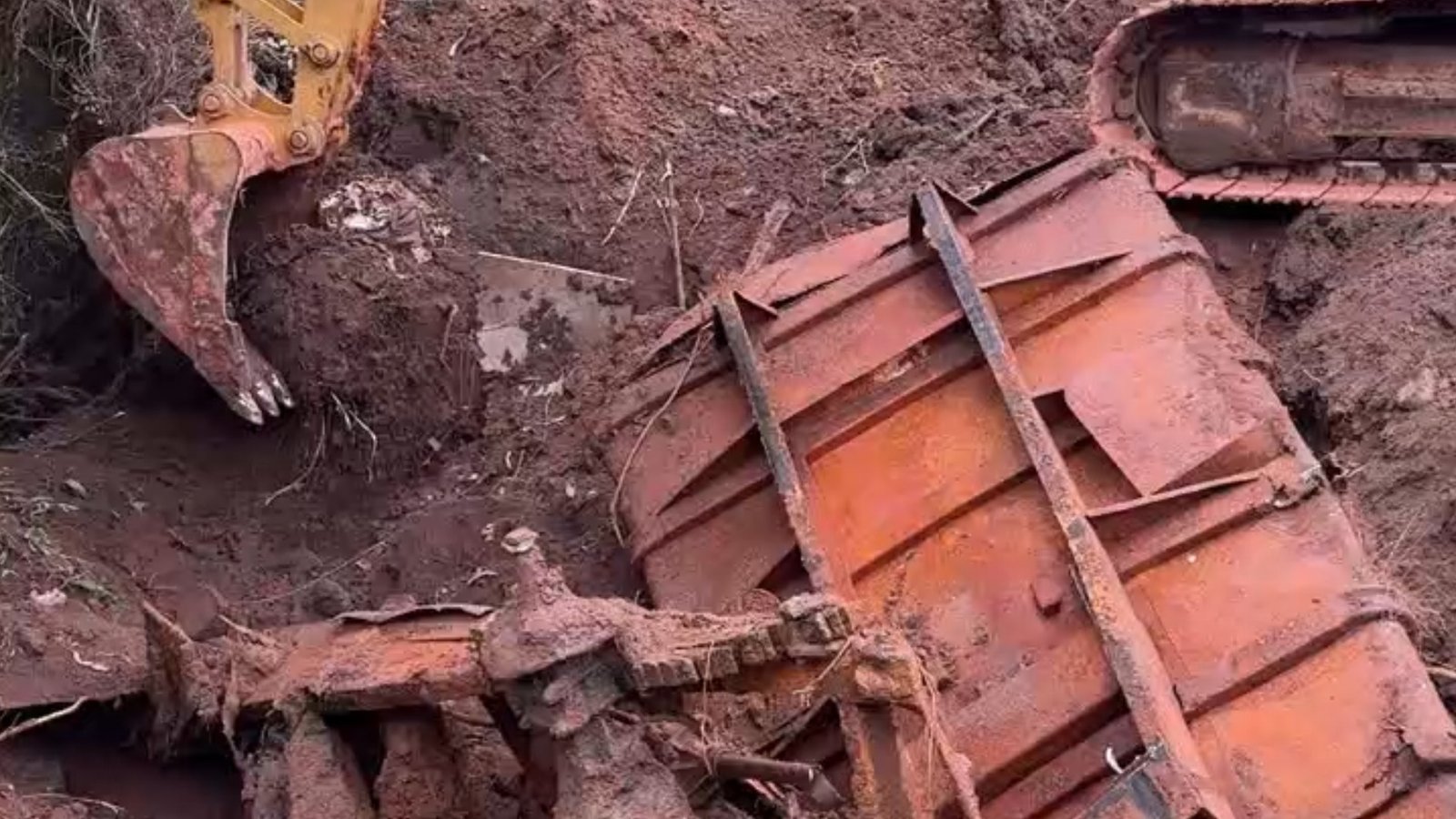 O mistério do caminhão enterrado de Araricá: como lenda urbana levou prefeitura a achar veículo desaparecido há 10 anos no RS
