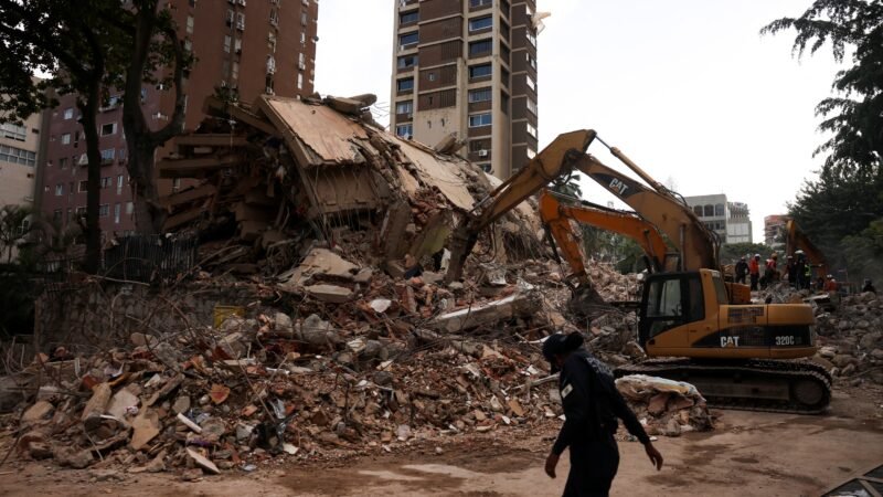 Tripulante da Gol grava vídeo logo após terremoto atingir hotel em que estava em Caracas; empresa diz que todos estão bem